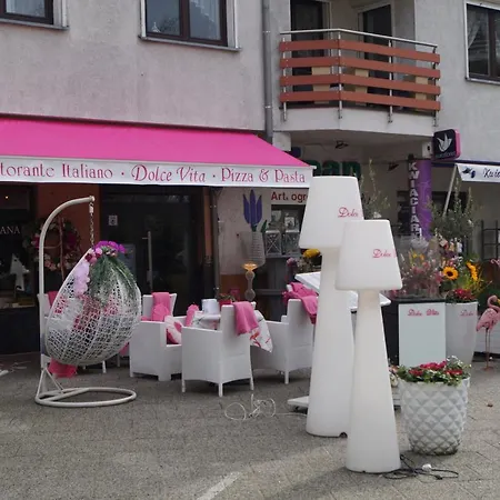 Flamingo Studio Apartments Miedzyzdroje Exterior photo